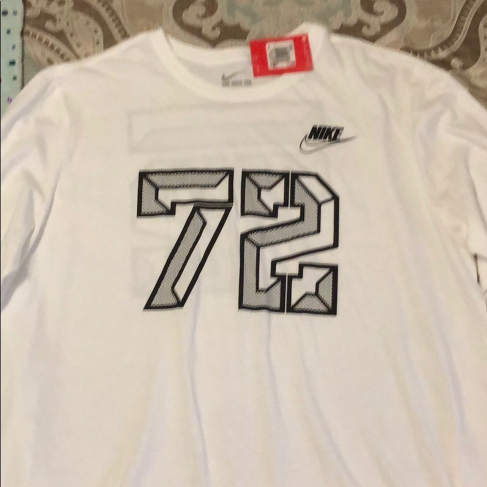Long Sleeve Nike Shirt XXL White/Black